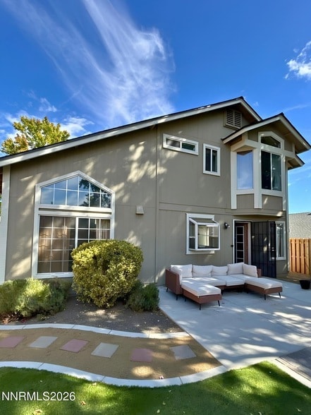Foto del edificio - 6326 Blue Lakes Ct