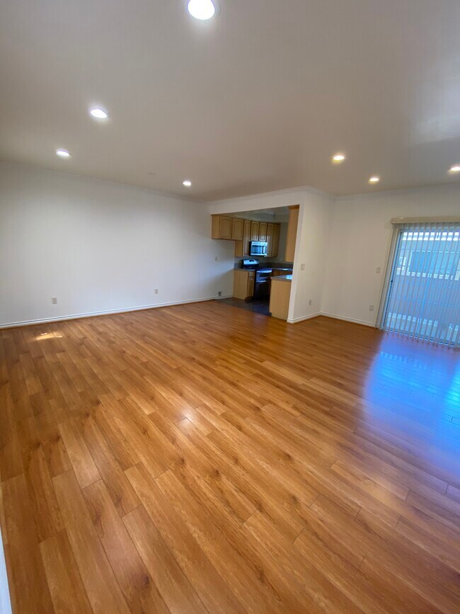 Foto del edificio - 428 E Santa Anita Ave