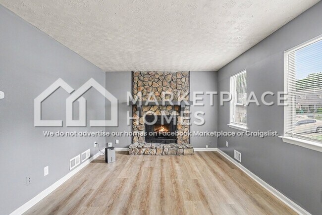 Foto del edificio - 956 Windwood Ct