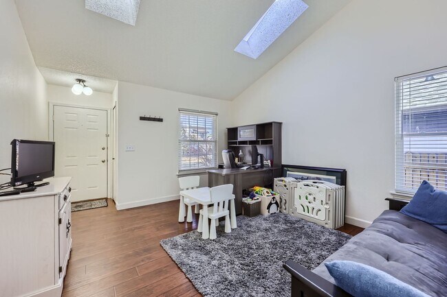 Building Photo - Great 3 bedroom home in Fairfax