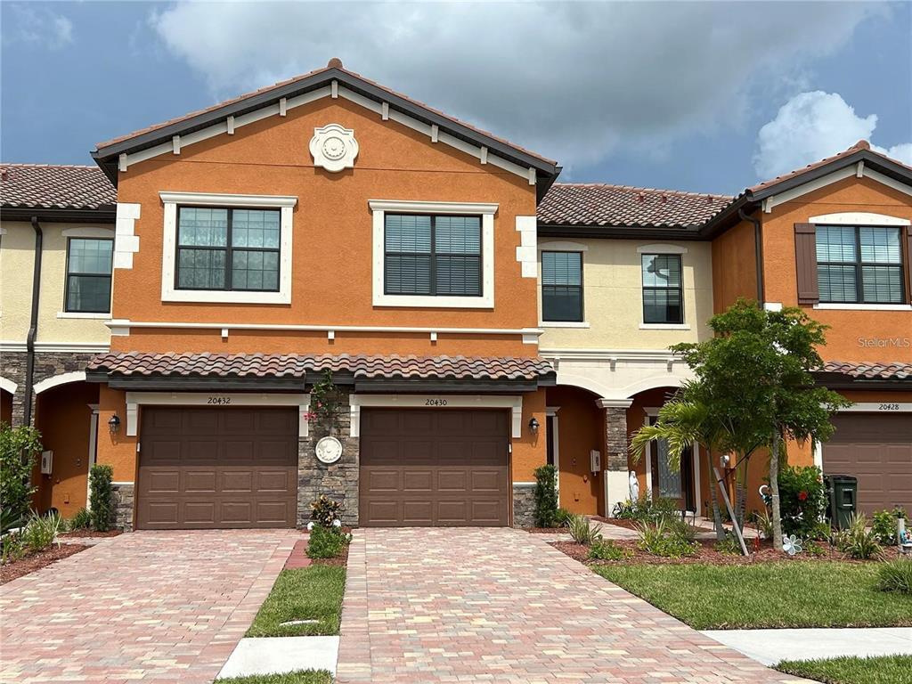 Primary Photo - 20430 Lagente Cir
