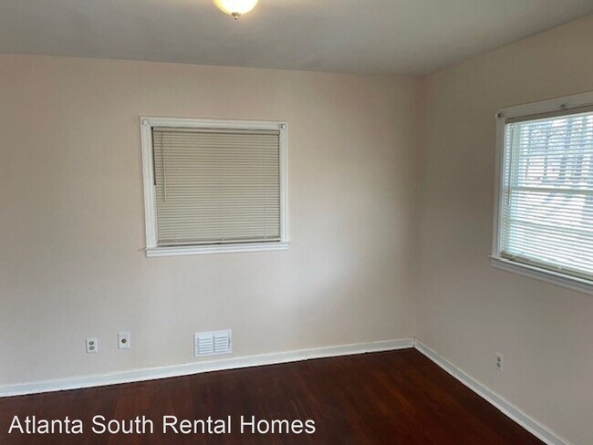 Foto del edificio - 3 br, 1.5 bath House - 1564 Westwood Way