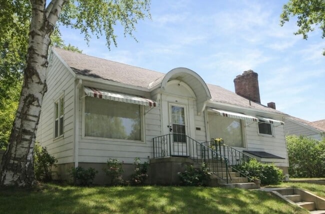 Building Photo - Charming 4 bd/ 2 bath home in Ogden!