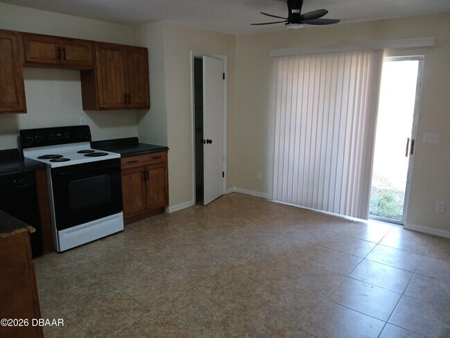 Foto del edificio - 5117 Taylor Ave