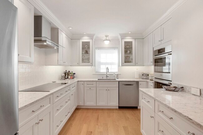 Foto del edificio - 32 Edgewater Commons Ln