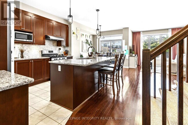 Building Photo - 313 Warmstone Dr