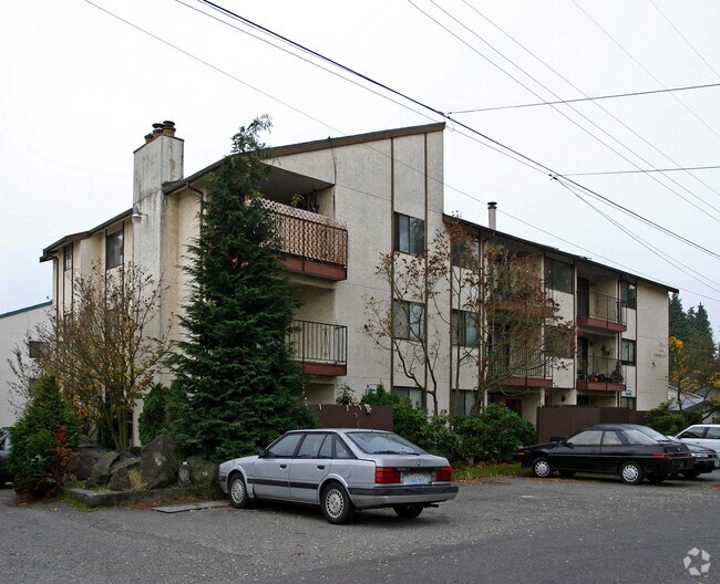 Foto del edificio - 939 N 101st St