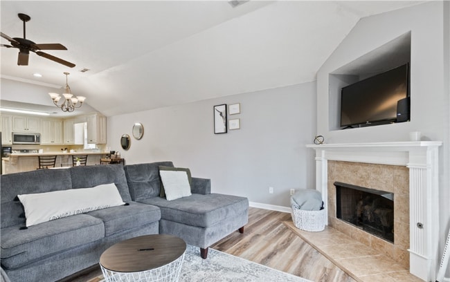 Building Photo - 9800 Lenox Ln