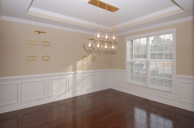 Comida - 4832 Millens Bay Ct