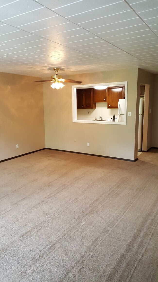 1015 Jackman Ave Unit 304, Avalon, PA 15202 Apartments in Avalon, PA