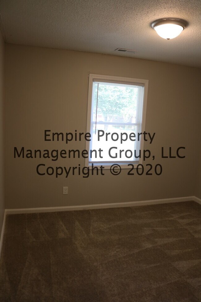 Building Photo - 4701 Bonnie Forest