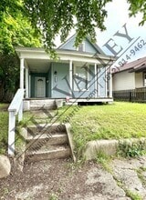 Building Photo - 1824 S 8th St