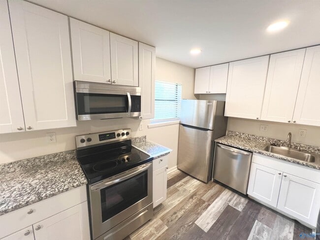 Building Photo - 12334 Chicamauga Trail SE