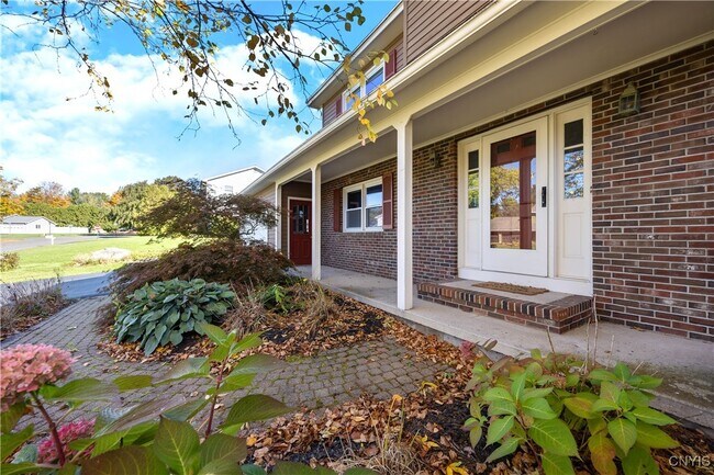 Foto del edificio - 8178 Old Sunridge Dr