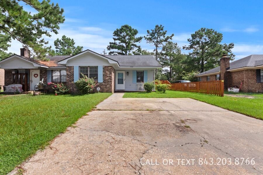 Primary Photo - 7740 McKnight Dr