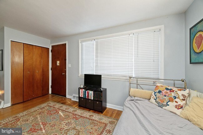 Foto del edificio - 1007 Cedarcroft Rd