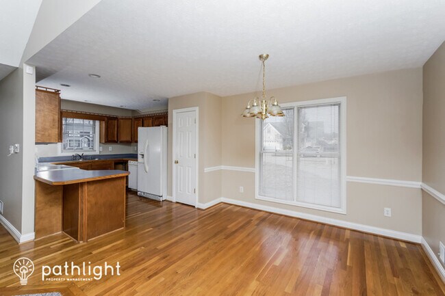 Building Photo - 302 Bentwood Dr, Shepherdsville, KY, 40165