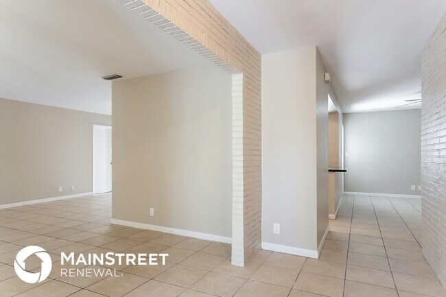 Foto del edificio - 1461 Wyndcliff Dr