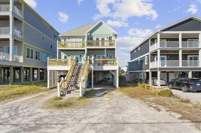 Foto del edificio - 1412 W Beach Blvd