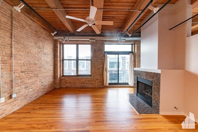 Building Photo - 2 bedroom in Chicago IL 60616