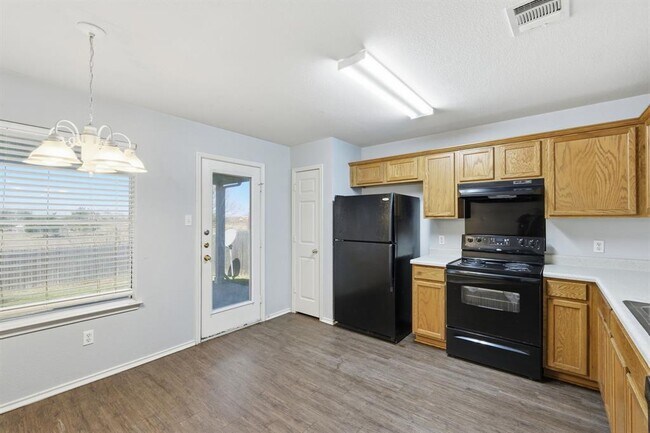 Foto del edificio - 13516 Lyndon B Johnson St