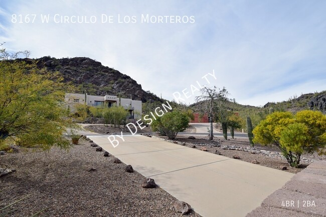 Foto del edificio - Stunning Santa Fe Style Home with Breathta...