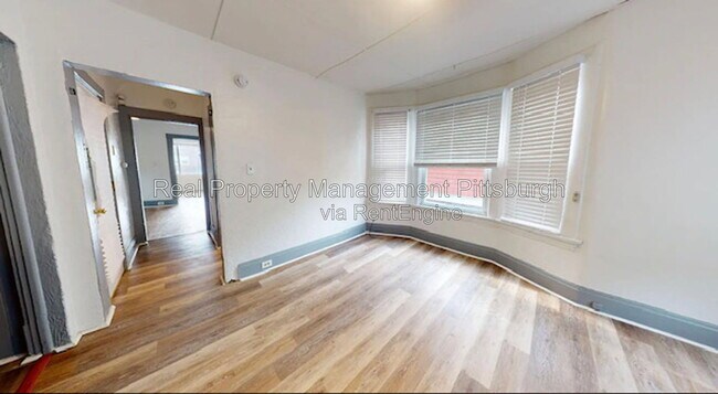 Foto del edificio - 1217 McNeilly Ave