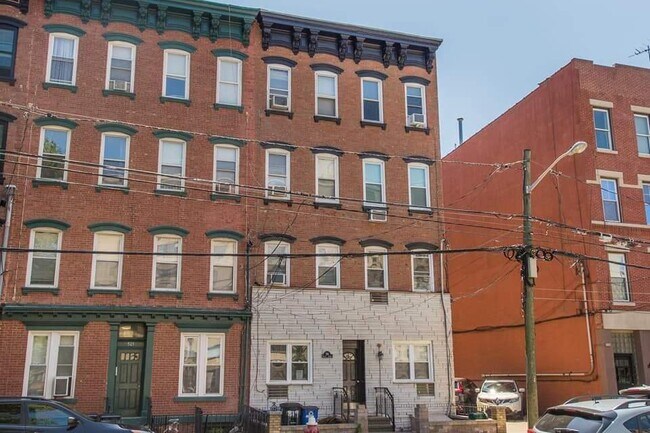 Foto del edificio - 519 Willow Ave