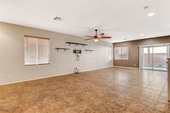 Building Photo - 9768 Plane Tree Ct