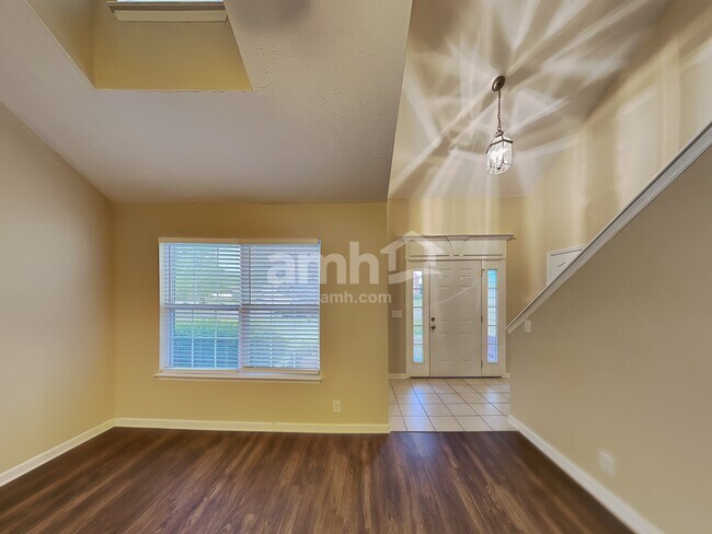 Building Photo - 1537 Teresa Ln