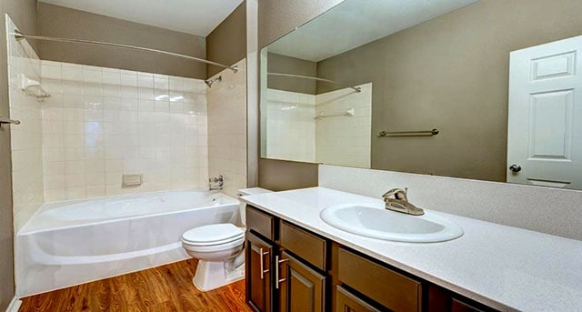 Building Photo - 670 Louis Henna Blvd