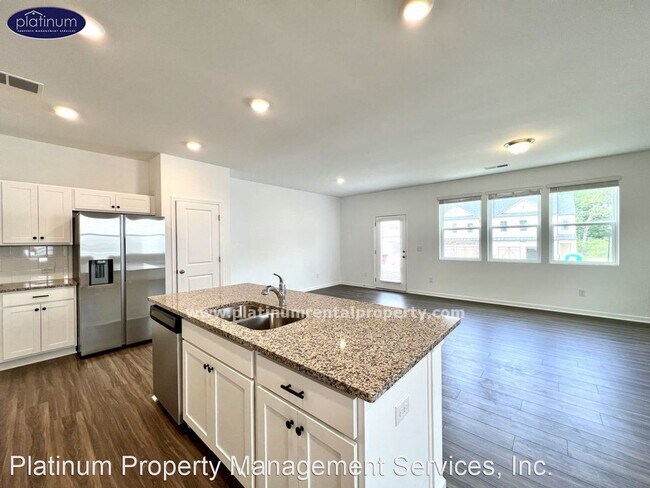 Building Photo - 3 br, 2.5 bath House - 5770 Thornton Dr