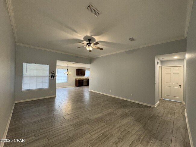 Building Photo - 3549 Azalea Way