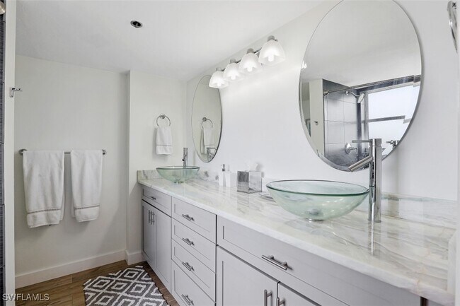 Foto del edificio - 5501 Heron Point Dr