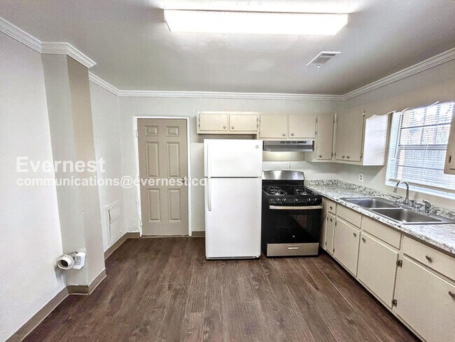 Foto del edificio - 431 Annie St