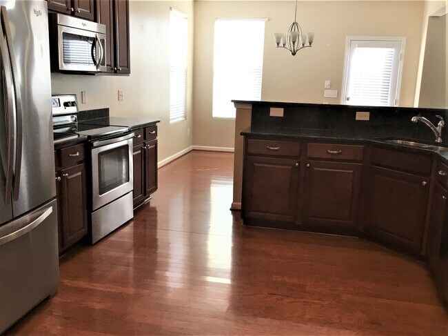 Foto del edificio - 4110 White Kestrel Drive