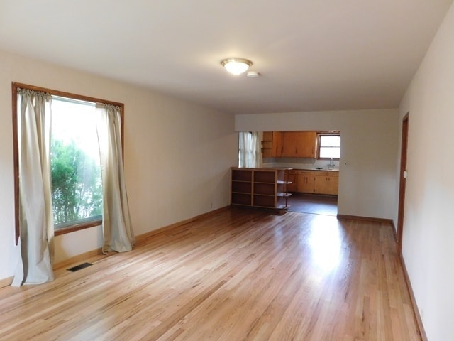 Foto del edificio - 3Bd/1Ba Single Story House w/ Basement - A...