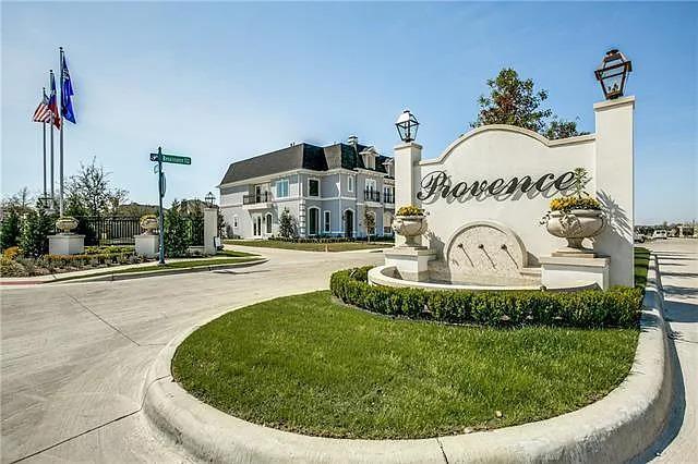 Foto principal - 7513 Renaissance Blvd