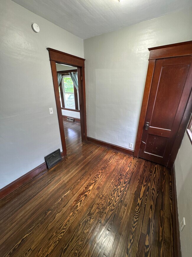 Bedroom - 1386 Electric Ave