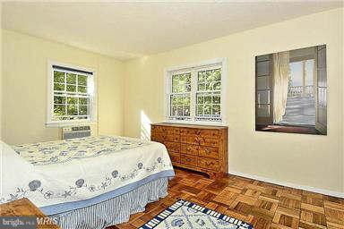 Foto del edificio - 3728 Gunston Rd