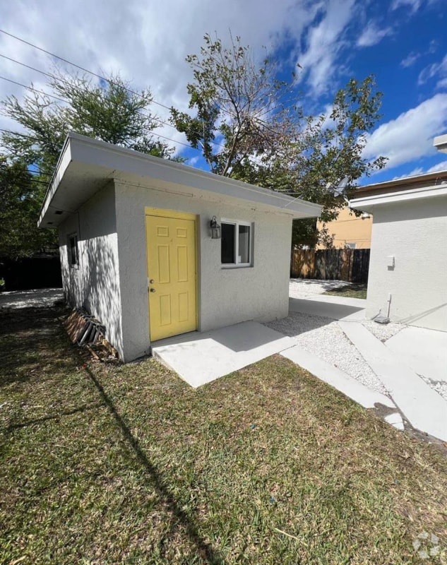 Building Photo - 741 NW 3rd Ave