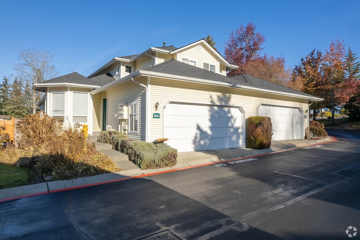 Exterior - Freeport Bay Townhomes