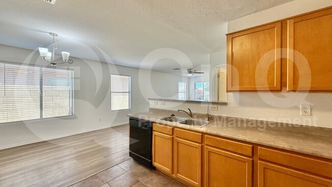 Building Photo - 21426 Duncan Dr