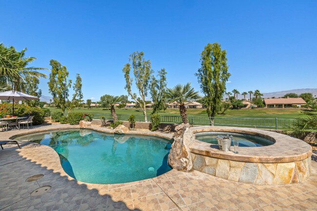 Foto del edificio - 80396 Green Hills Dr