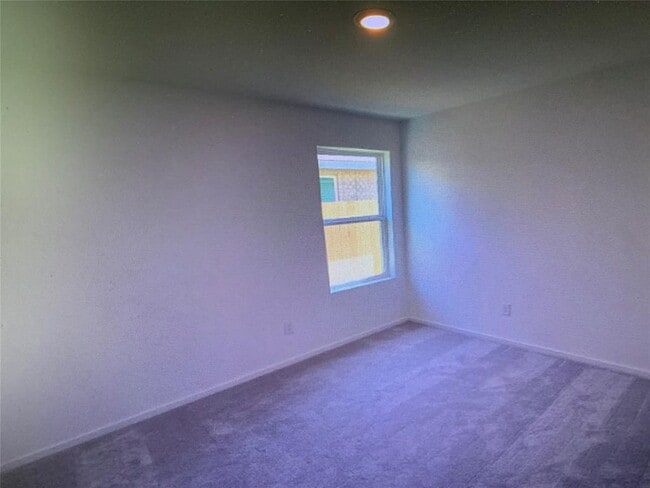 Building Photo - 28922 Rustic Windmill Wy