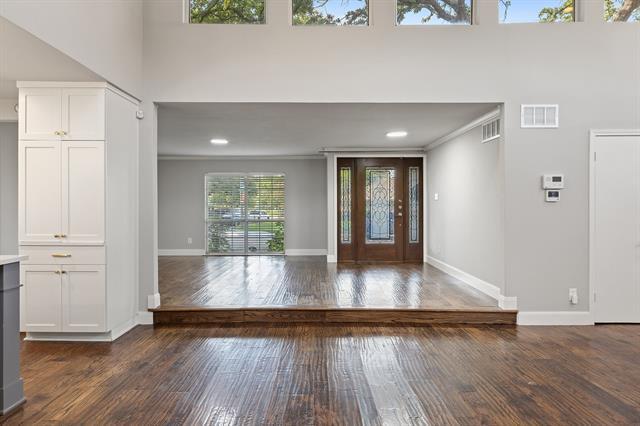 Foto del edificio - 6108 Highgate Ln
