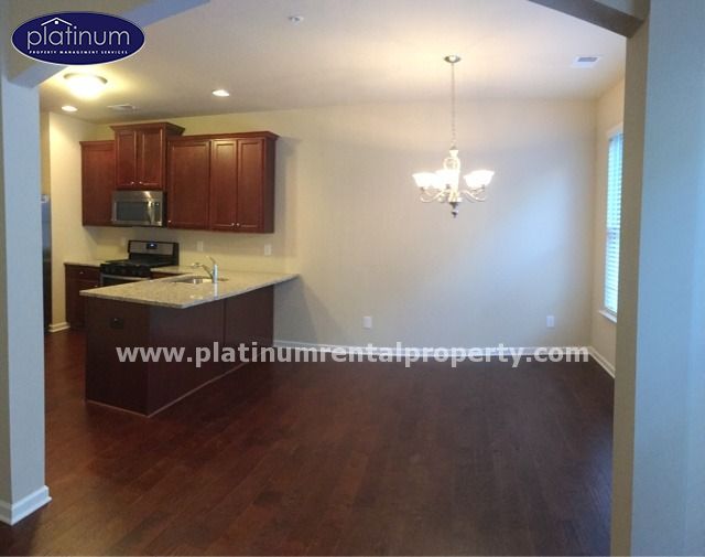 Building Photo - 3383 Castleberry Village Cir