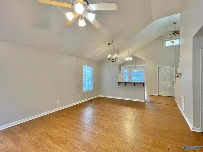 Foto del edificio - 186 Hollington Dr NE