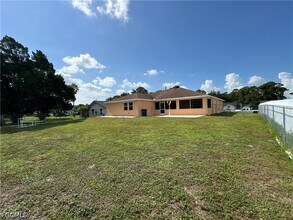 Building Photo - 4914 7th St W