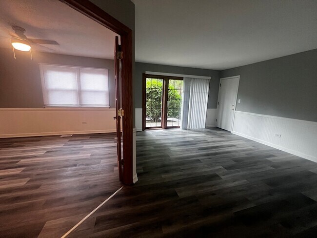 Foto del edificio - 516 Lincoln Ln